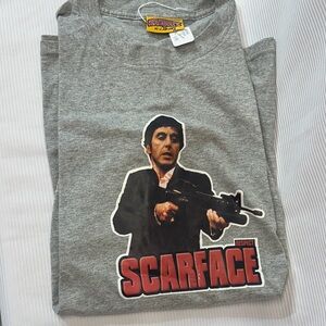 Scarface Graphic T-Shirt in xl